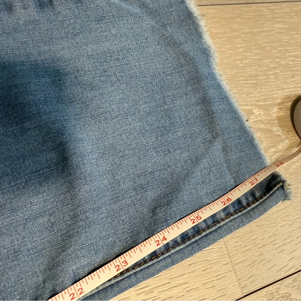 Classic Blue Women's Jeans - Picture 5 of 7